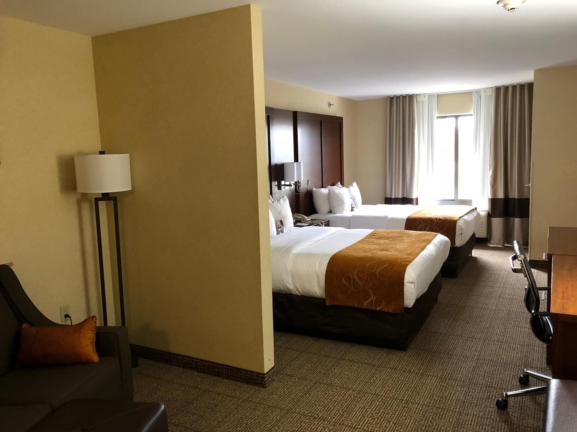 Comfort Suites South Елкгарт Екстер'єр фото