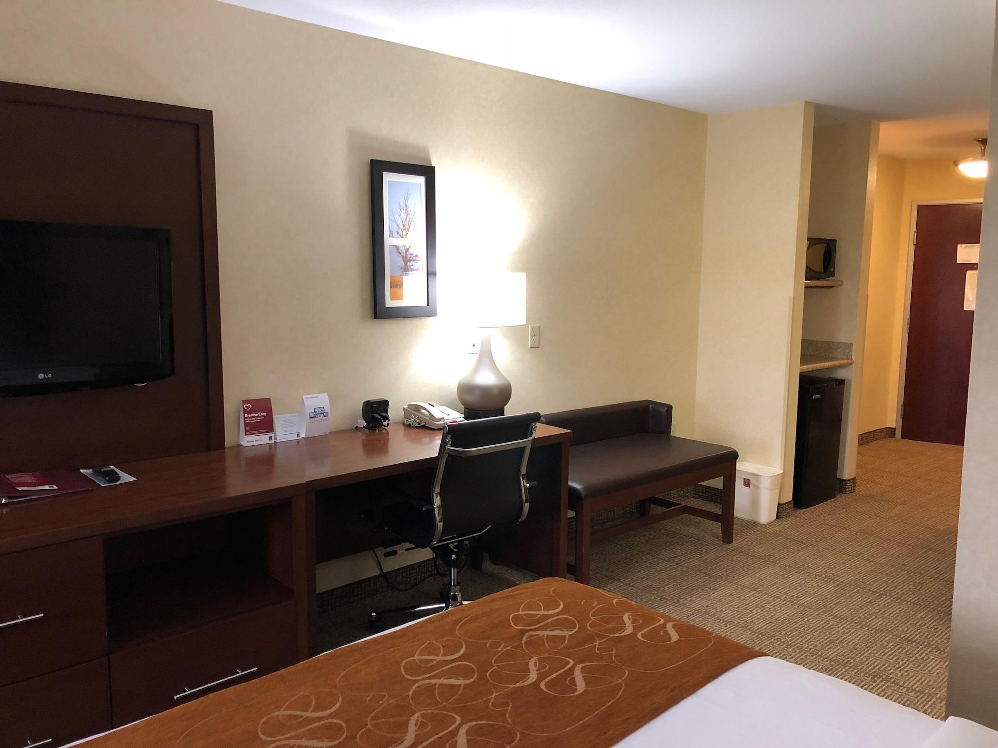Comfort Suites South Елкгарт Екстер'єр фото