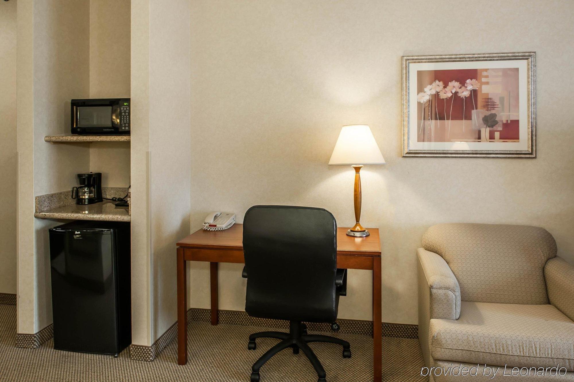 Comfort Suites South Елкгарт Екстер'єр фото